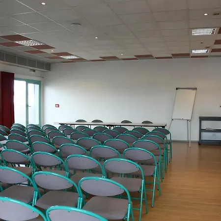 Fasthotel L'eldorado Sébazac-Concourès