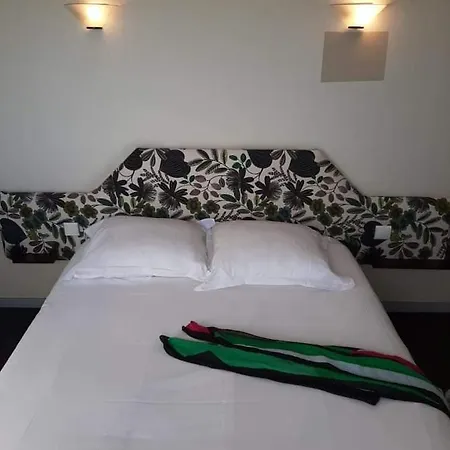 埃尔多拉多快捷酒店 酒店 2*