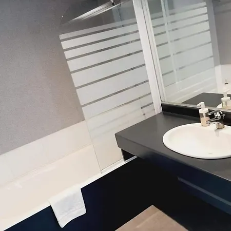 Fasthotel L'eldorado 2* Sébazac-Concourès