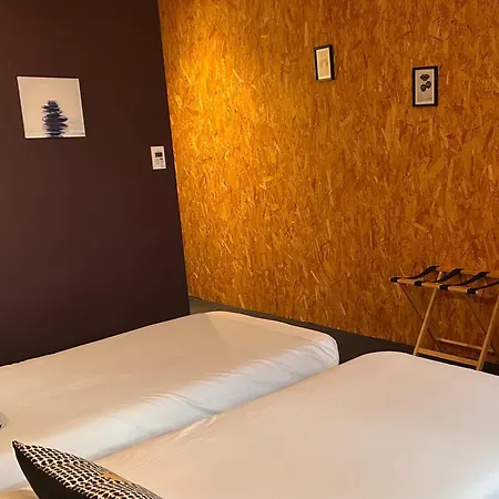 Fasthotel L'eldorado 2*