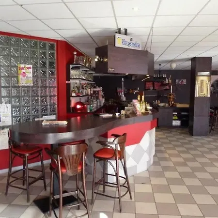 埃尔多拉多快捷酒店 酒店 Sébazac-Concourès