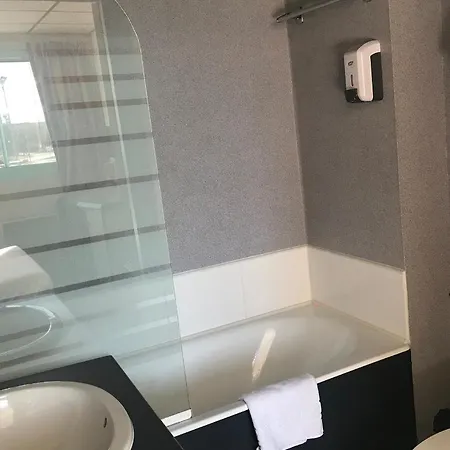 Fasthotel L'eldorado Sébazac-Concourès